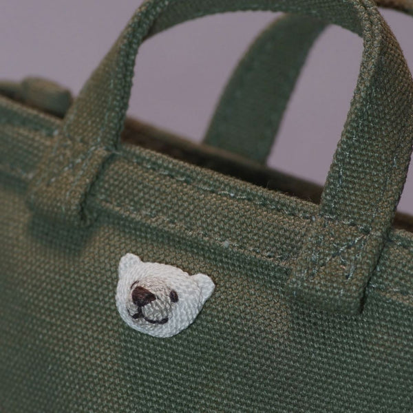 【二子玉川（東京）】佐藤ちひろワークショップ『スタンプワーク刺繍レッスン くまのピンバッジ』