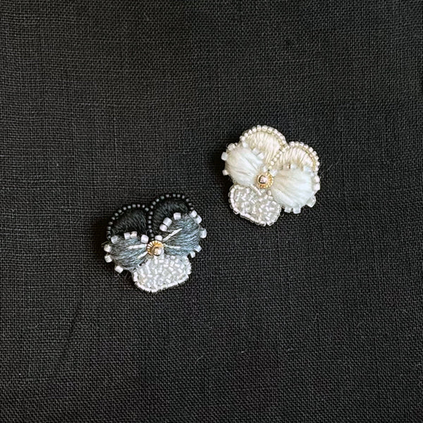 【二子玉川(東京)】小林彩乃　刺繍ワークショップ7月「 ビオラのブローチ」