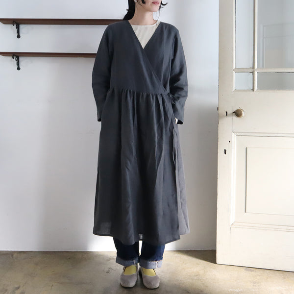 モデル身長：167cm　使用生地：マルタ　アントラシート