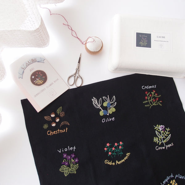 【二子玉川】aya 秋の草花 刺繍ワークショップ　キャンセル待ち