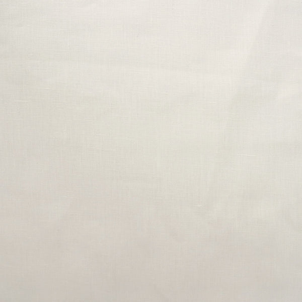 クリームがかったホワイト